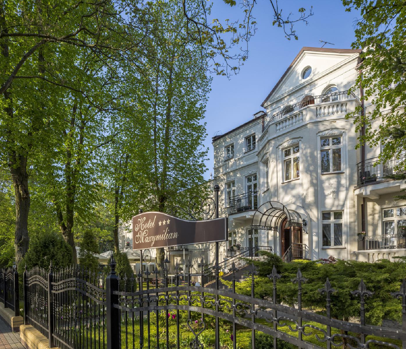Apartment and Chalet