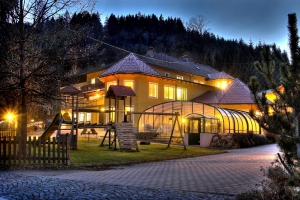 Apartment and Chalet 