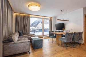 Apartment and Chalet 
