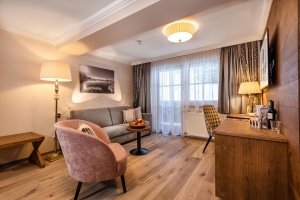 Apartment and Chalet 