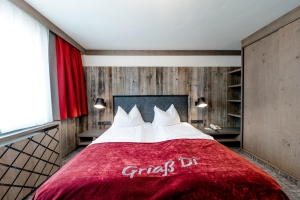 Apartment and Chalet 