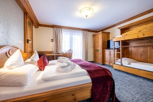 Apartment and Chalet 