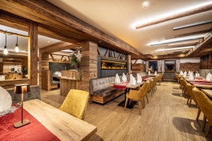 Apartment and Chalet 